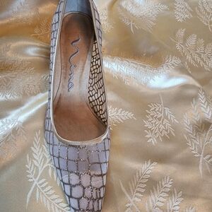 Mina shoes. Golden and sparkles